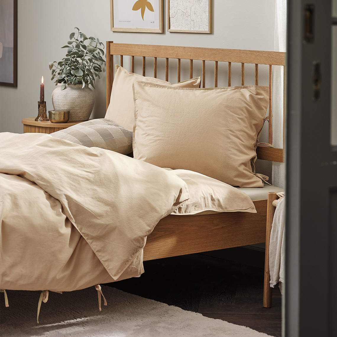 Posteljnina iz spranega bombaža s prevleko za prešito odejo in vzglavnik