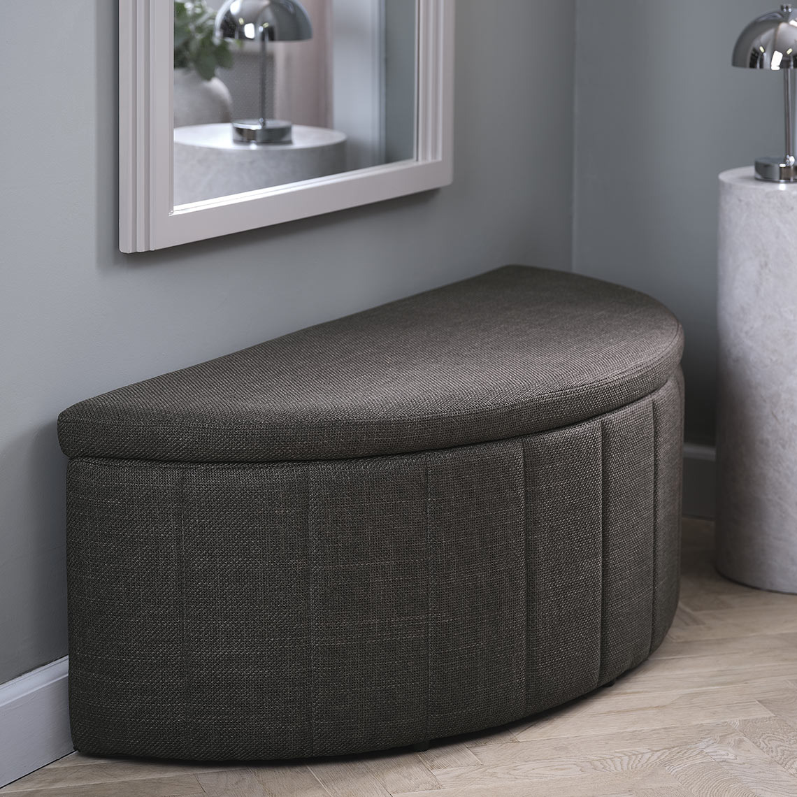 Klop za predsobo v temni barvi