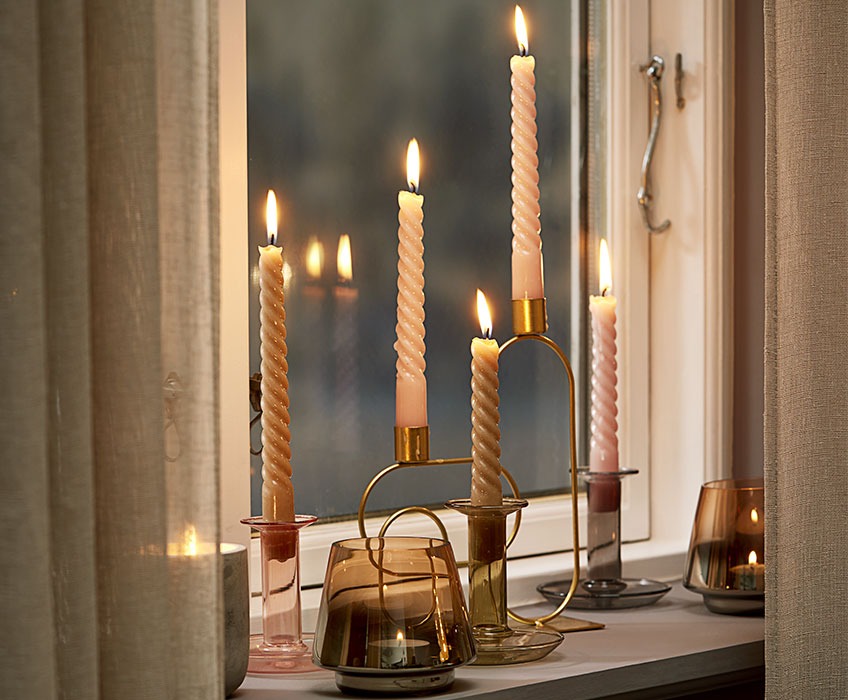 Dekorativni svečniki in sveče